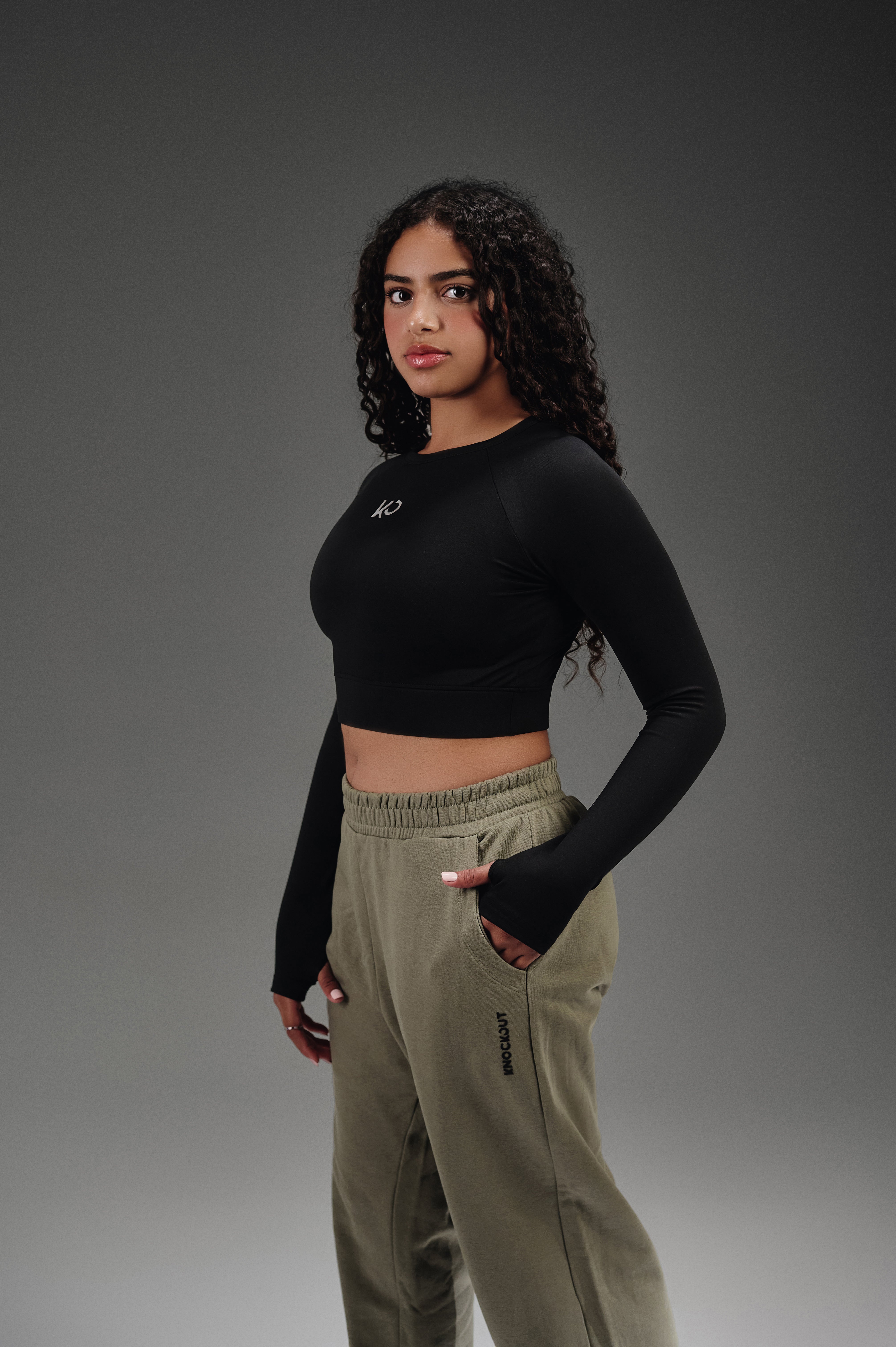 Flex Layer Top Cropped Long Sleeves - Black