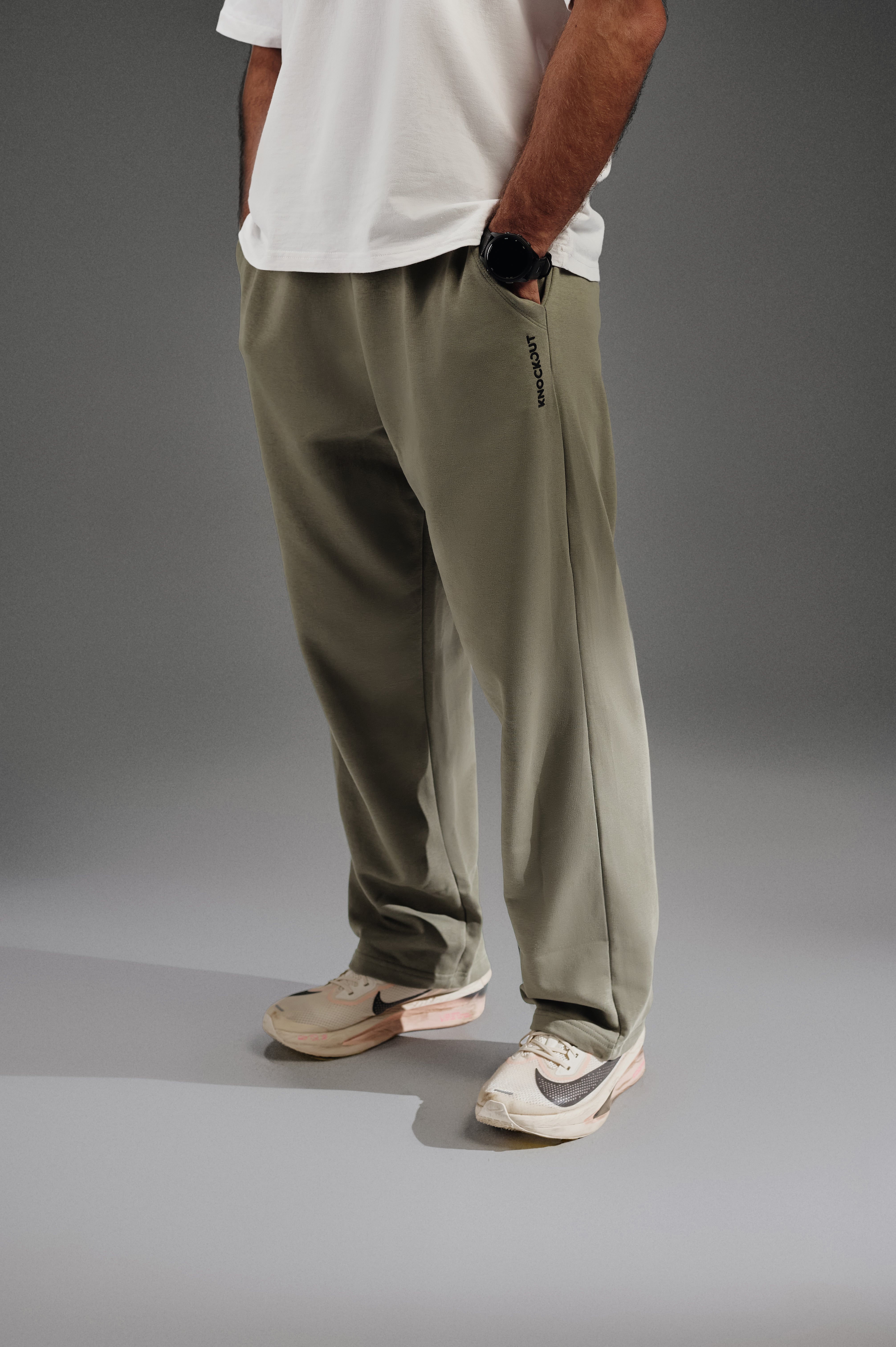 Comfort Move Pants - Greenish Gray
