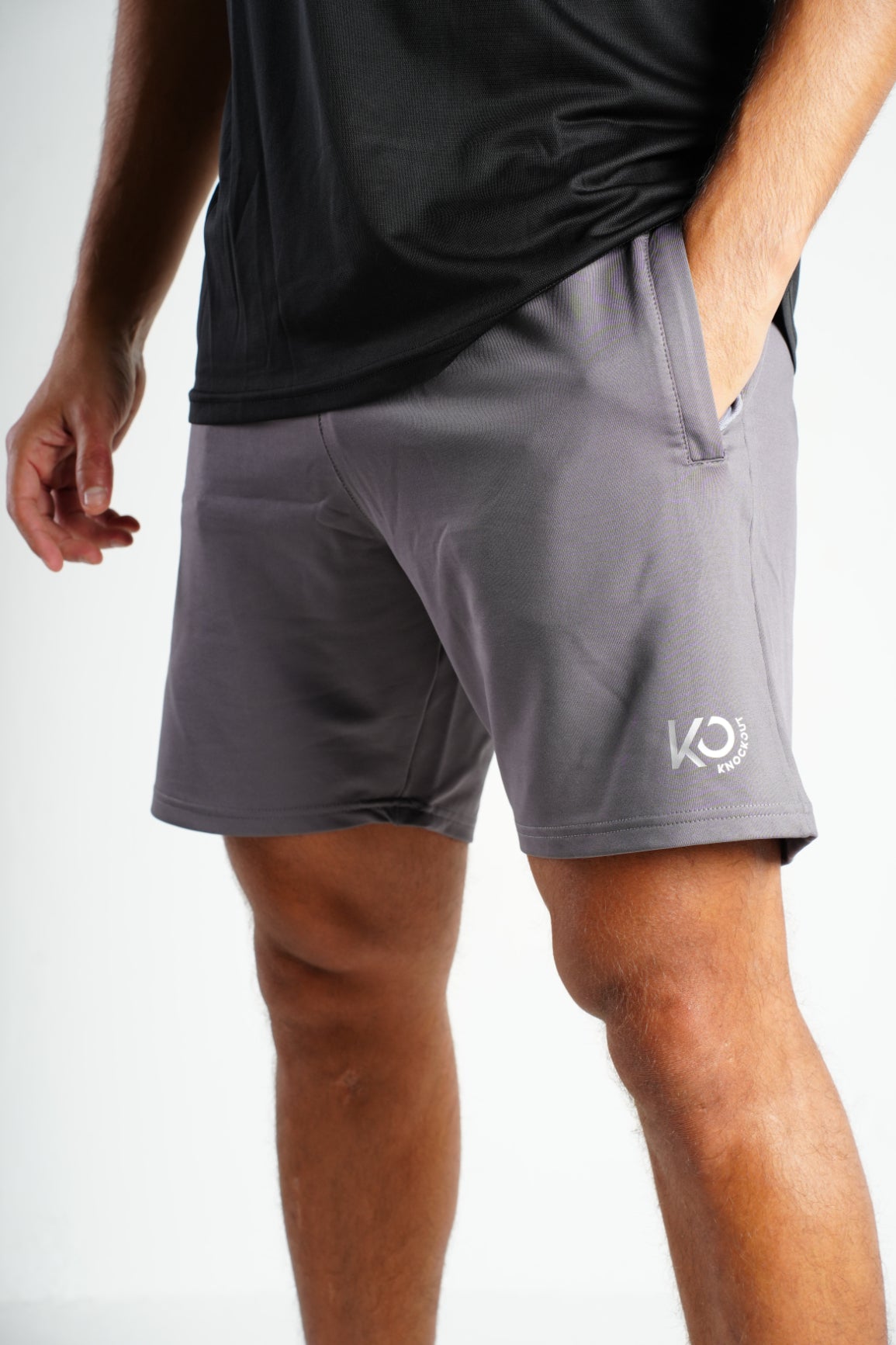 Performance Regular Short - Grey
